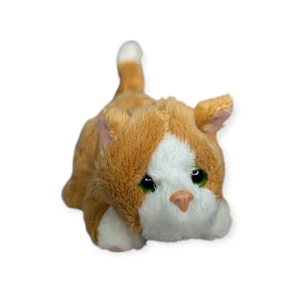 Tiger Electronics FurReal Friends Newborn Tan & White Kitten Moving Toy-Working - Picture 3 of 9